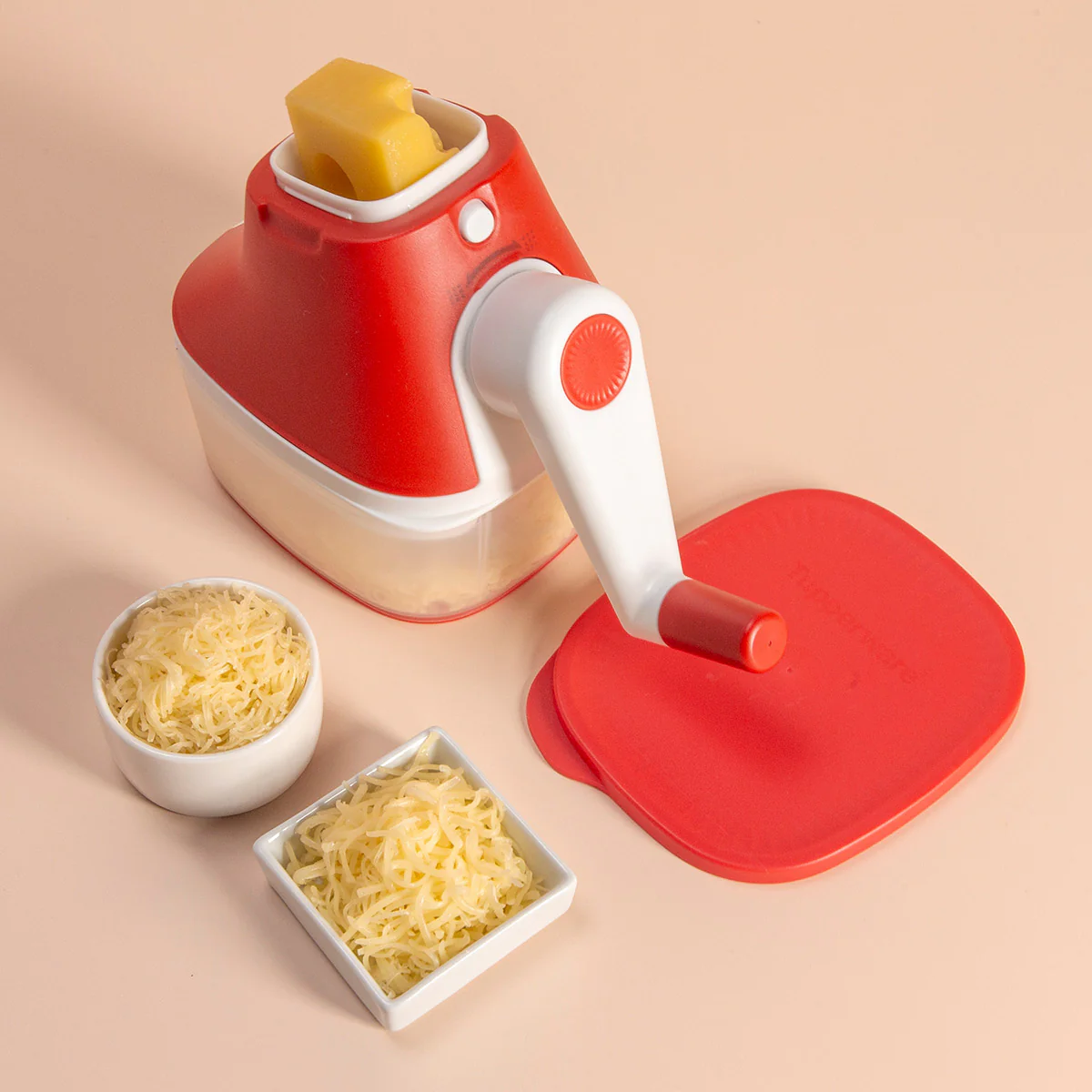 Tupperware® Grate ‘N Store | Dual-Sided Grating System | 1.75 cups / 430 mL | 1-Piece Set - Image 4